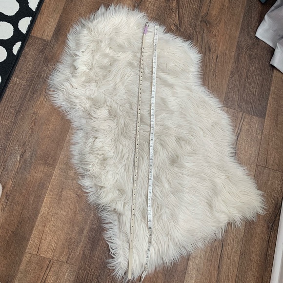 Belt With Studs - Picture 6 of 10